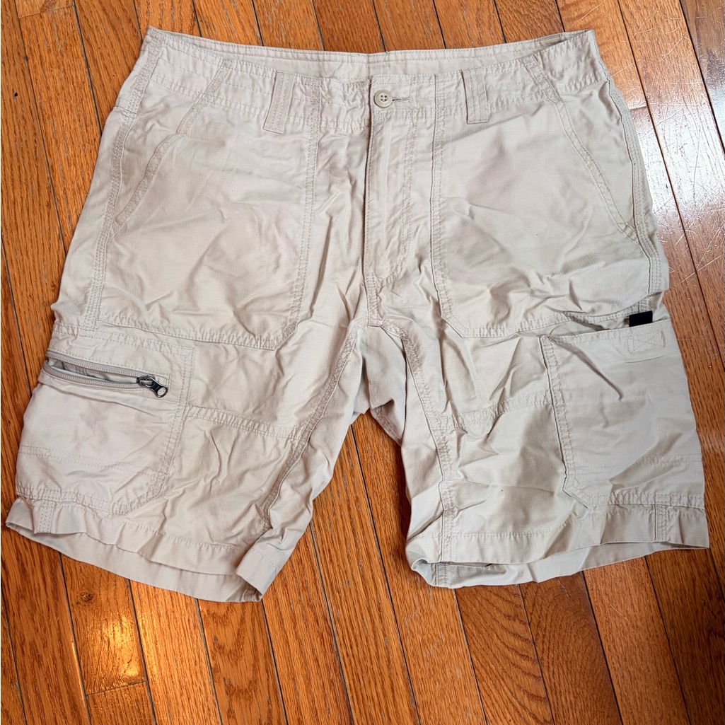 Eddie Bauer Light Tan Cargo Shorts